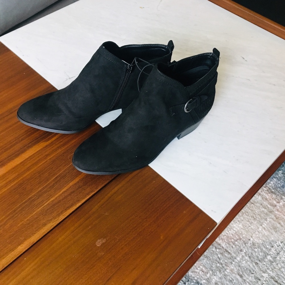 Black St. John’s Bay Booties